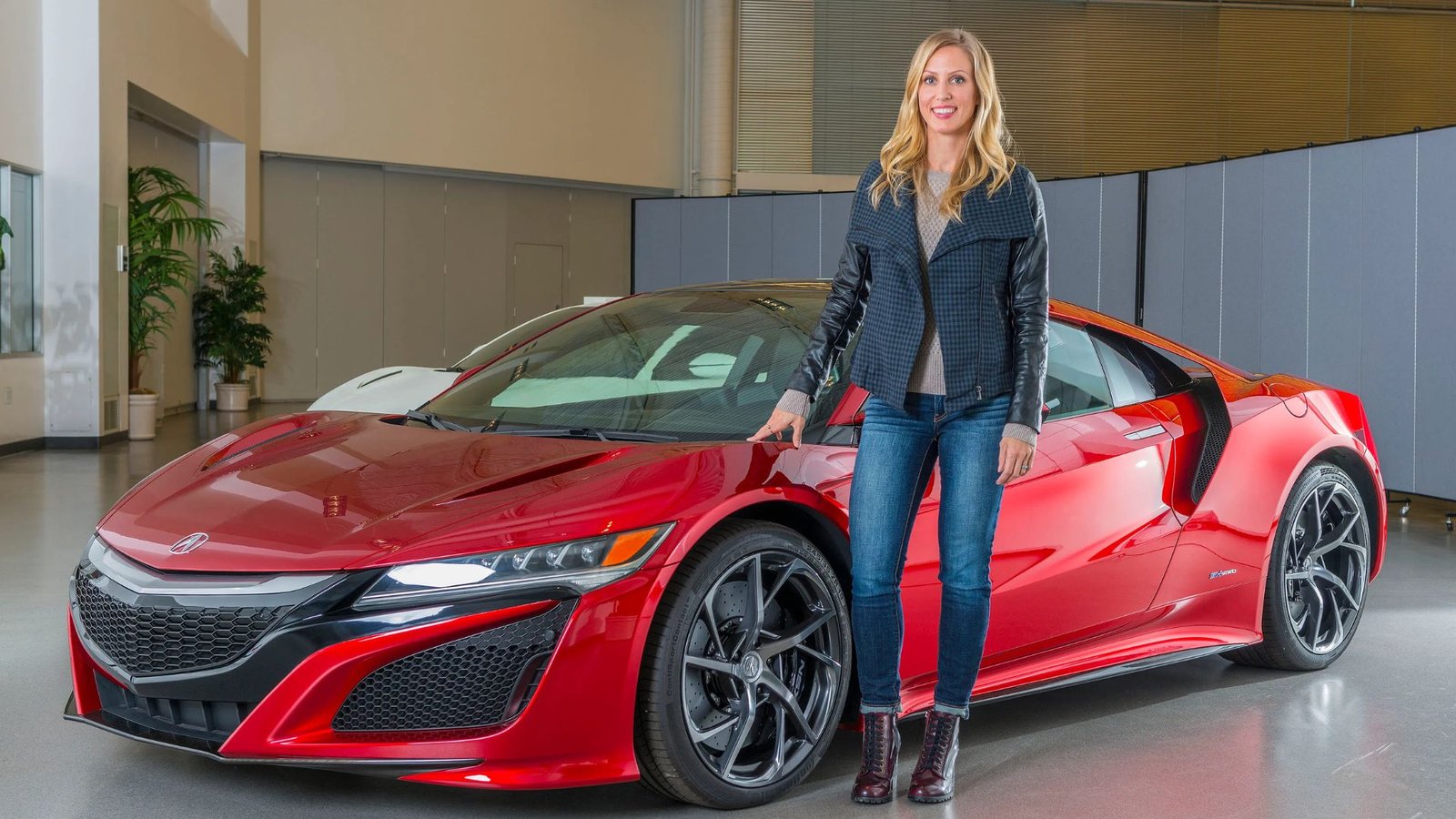 Explore the best car driver jobs in Canada for foreigners with visa sponsorship opportunities. Discover top employers, competitive salaries, and easy application options for international drivers looking to build a career in Canada’s growing transportation industry.